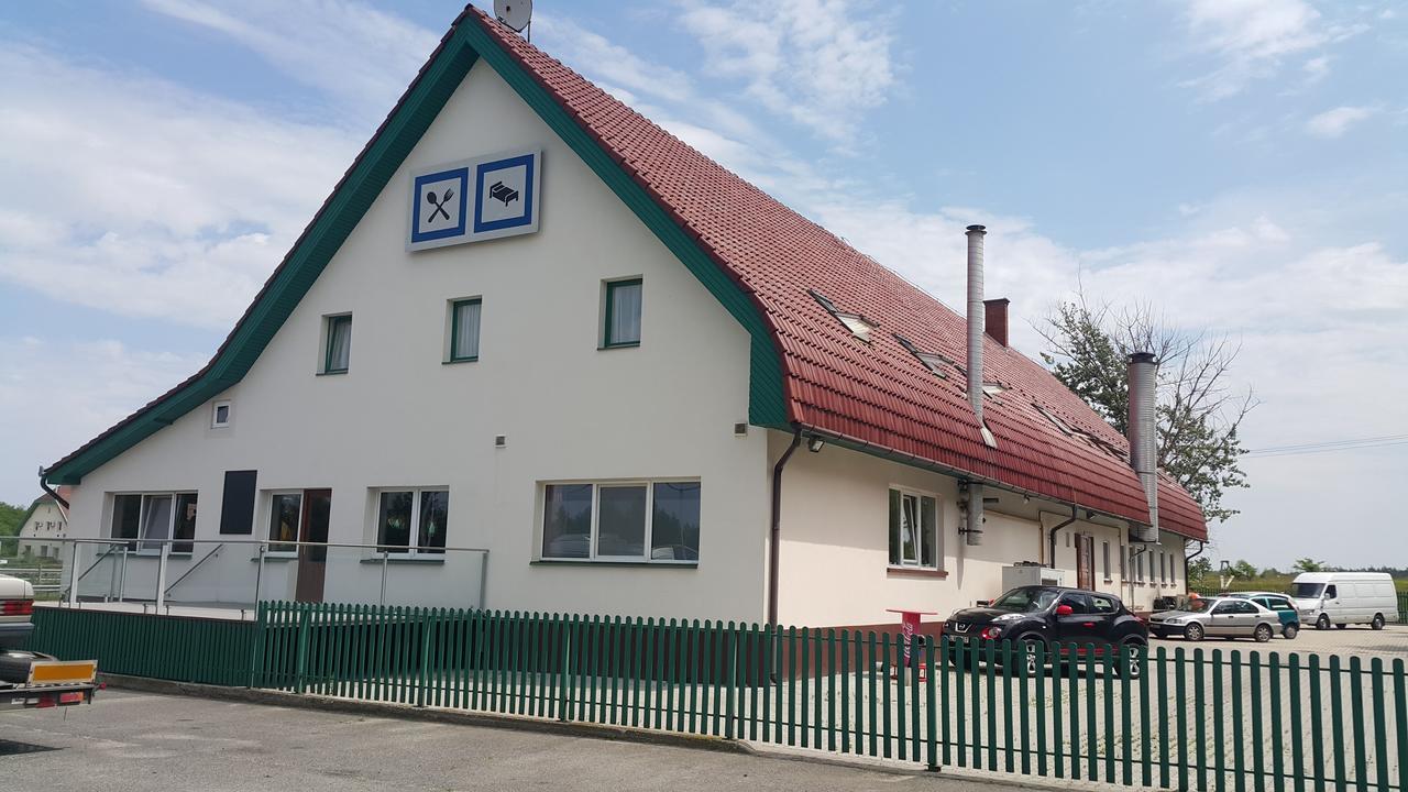 Venusz 2 Panzio Hotel Inárcs Екстериор снимка